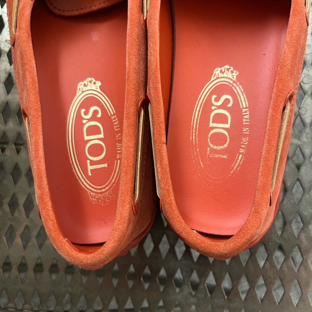 Tod's Orange Suede Lace Up Boat driving shoes Loafers Size 38.5 / 8 M - Picture 2 of 5